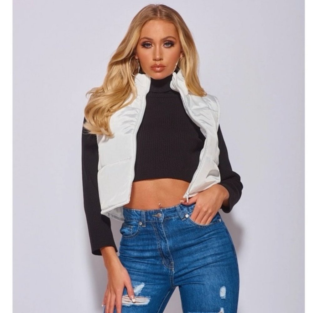 White Sleeveless Cropped Padded Vest Jacket Gilet - Picture 12 of 13